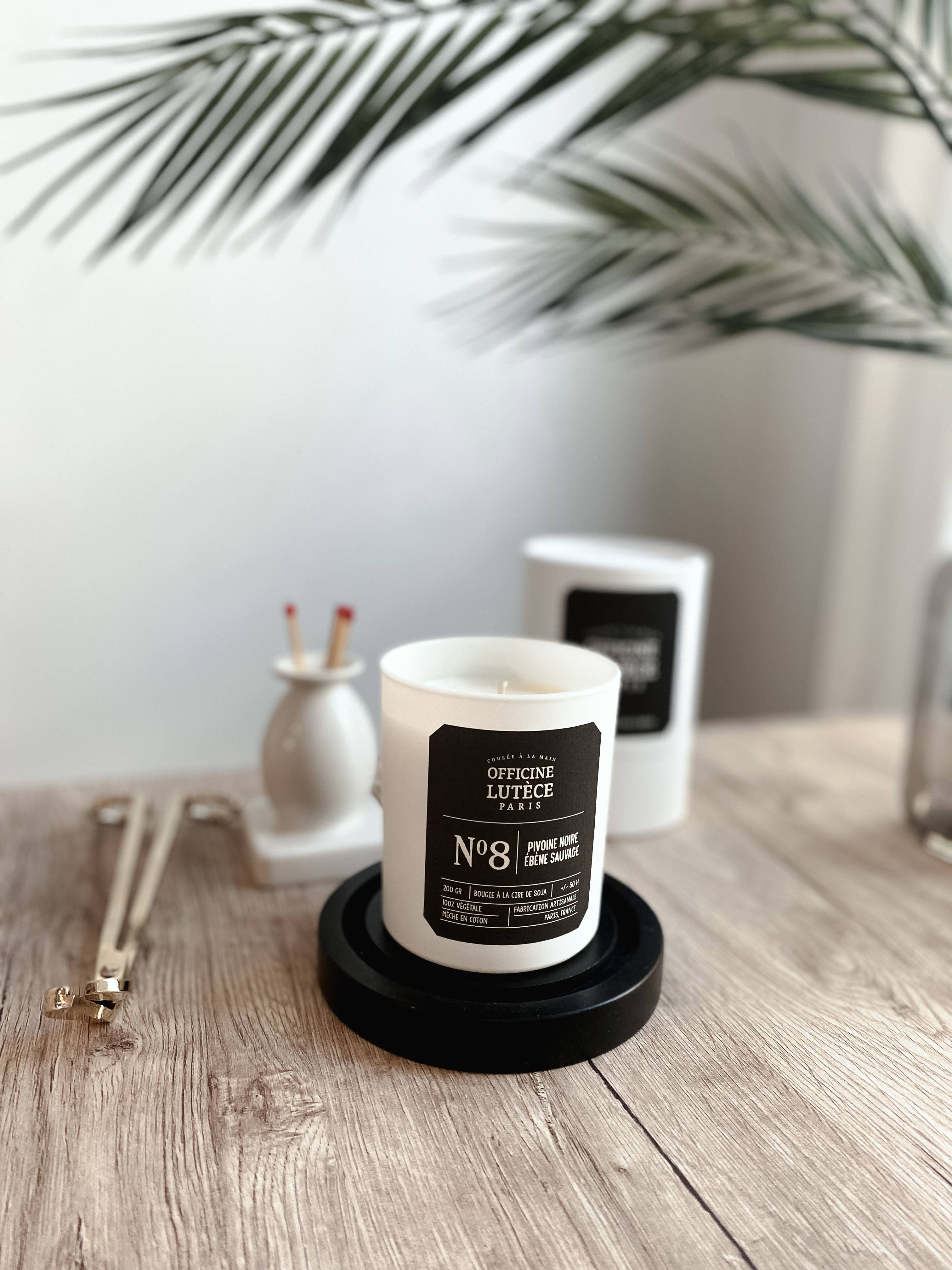 Officine Lutèce - Wholesale Jar/Filled Candle - Scented Candle Nº8 Black Peony Wild Ebony6