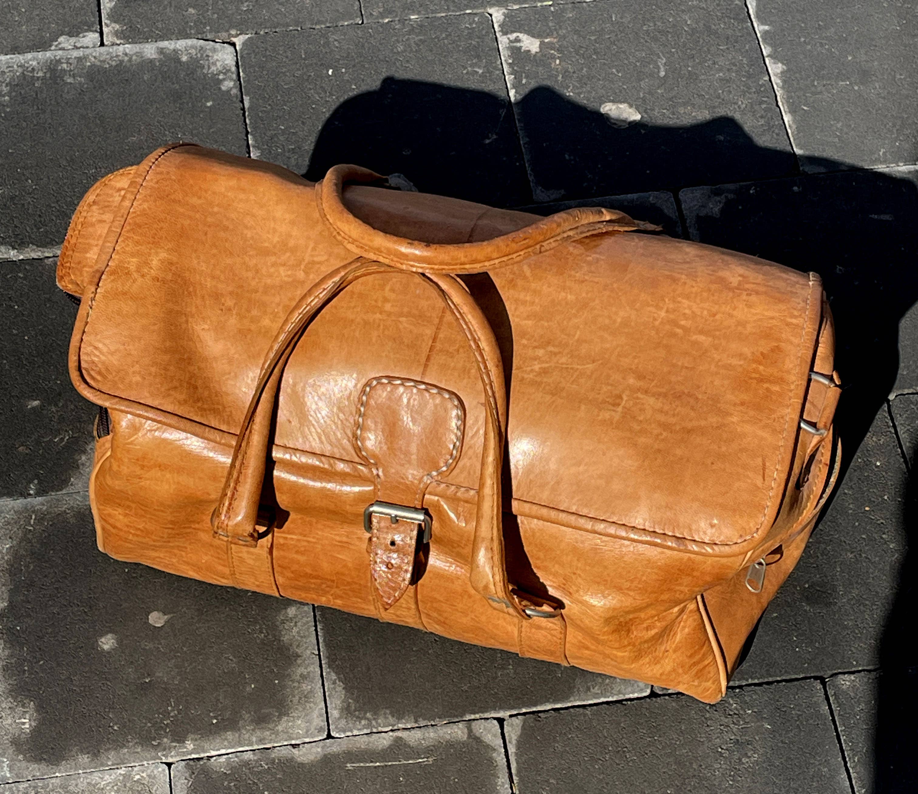 bazarifinagh - Wholesale Weekender Bag - Unisex - Premium Handmade Leather Travel Bag – Stylish & Durable