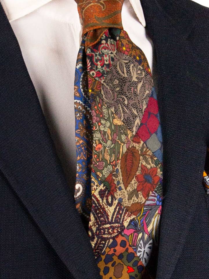 Cravate Mosaïque Vintage Patchwork en Soie Motif Multicolore PM1247 pour la vente par Graffeo Cravatte