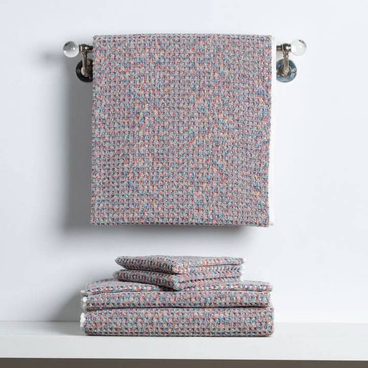 Watercolors Waffle Ivory Red Degrade for wholesale by Turkish Towel Collection