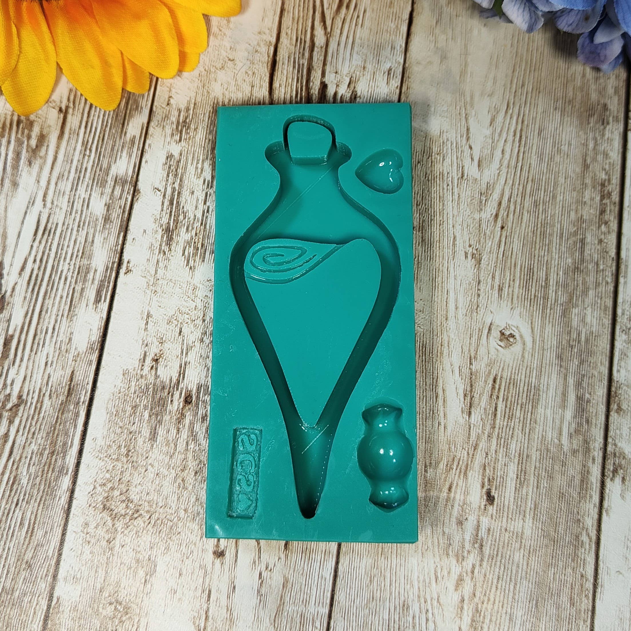 Serena Creazione di Serena Stampone - Wholesale DIY Craft Kit - Potion Shaker Mold 10x4cm in silicone for resin and plaster1