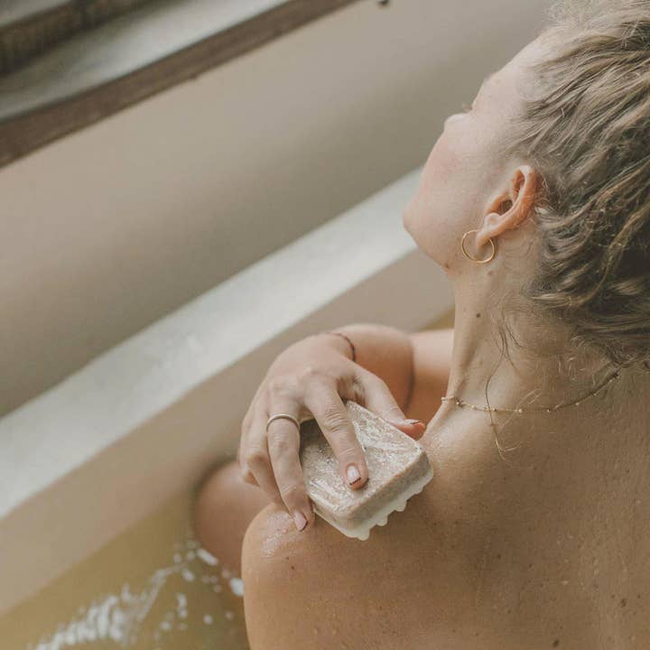 Cedar and Myrrh - Wholesale Bar Soap - Palo Santo Exfoliating Massage Bar Soap3