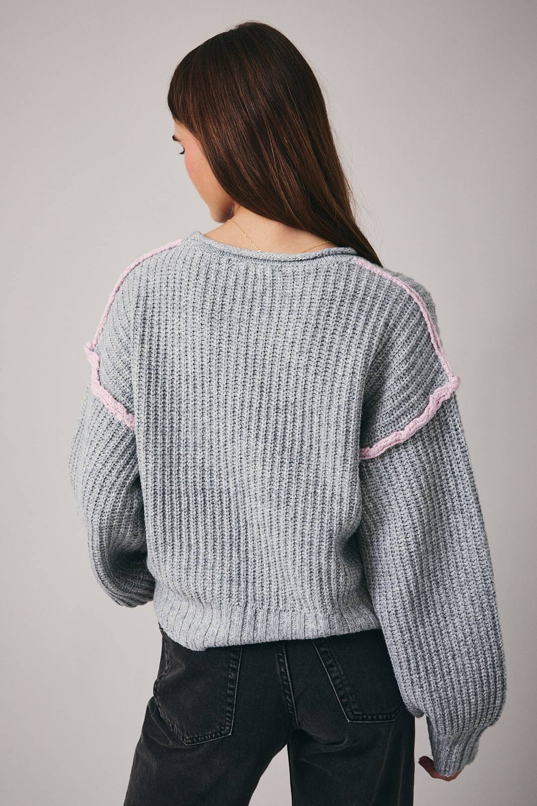 H GRIS PULL À COL ROND MONTANT À MANCHES LONGUES ET COUPE AMPLE en vente sur Faire3