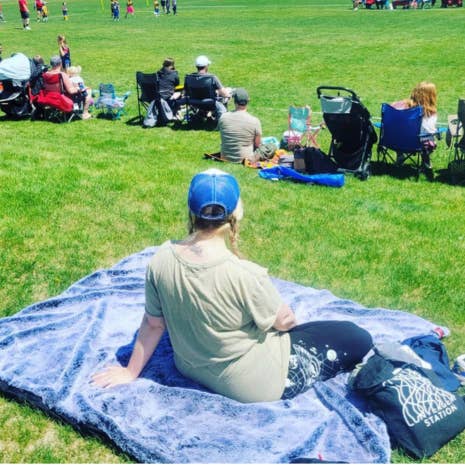 Pretty Rugged - Wholesale Throw Blanket - Waterproof Windproof Outdoor Blanket | Pretty Rugged29