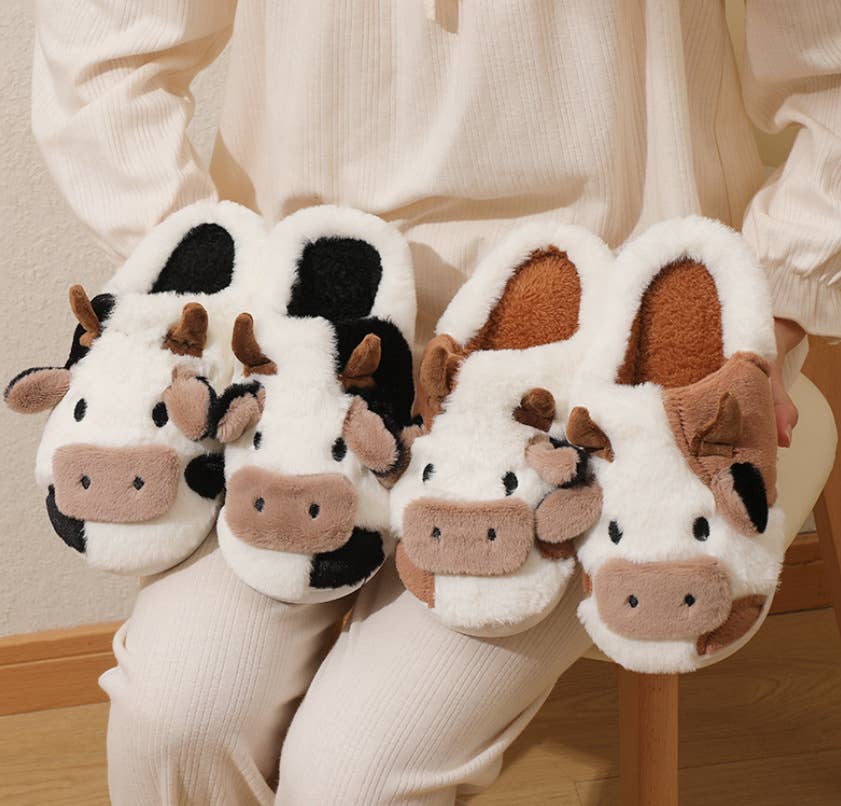 Comely Fashion – wholesale Slippers – Women's – Western Cow Pattern Cute Animal Soft Home Plush Slippers3
