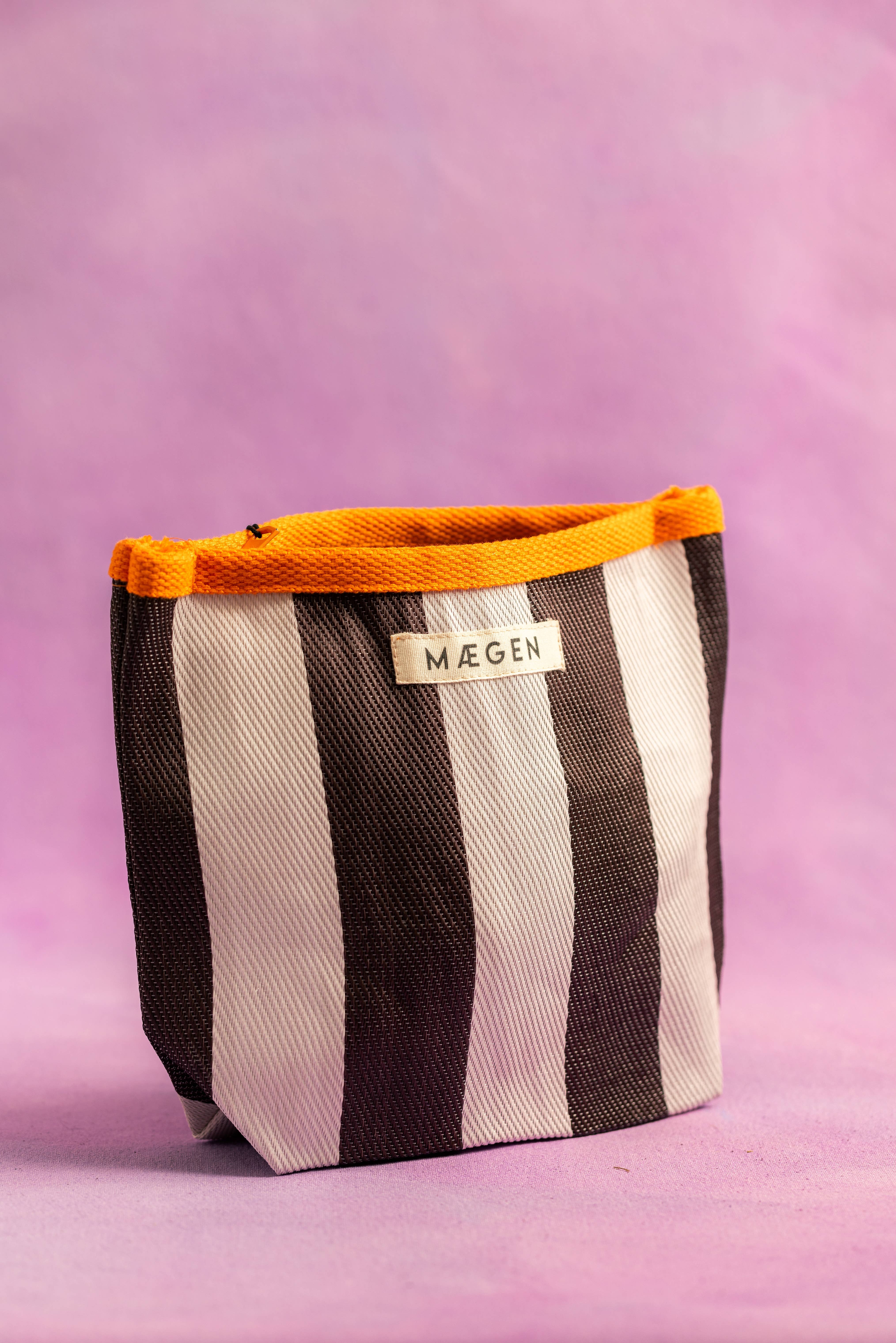 MÆGEN – wholesale Pouch – Unisex – Pouch | Orange/ White/ Aubergine1