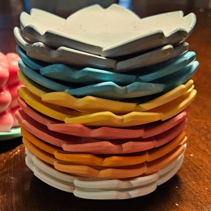 Plan Everything 365 Candle Dish – Brighten Your Space, One Bloom at a Time for wholesale by Luminate 365 Candles