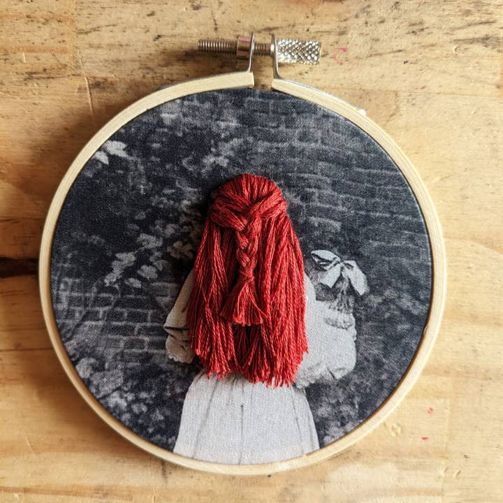 TheComptoir - Wholesale Embroidery/Cross Stitch Supplies - kit de broderie - Cheveux Auburns1