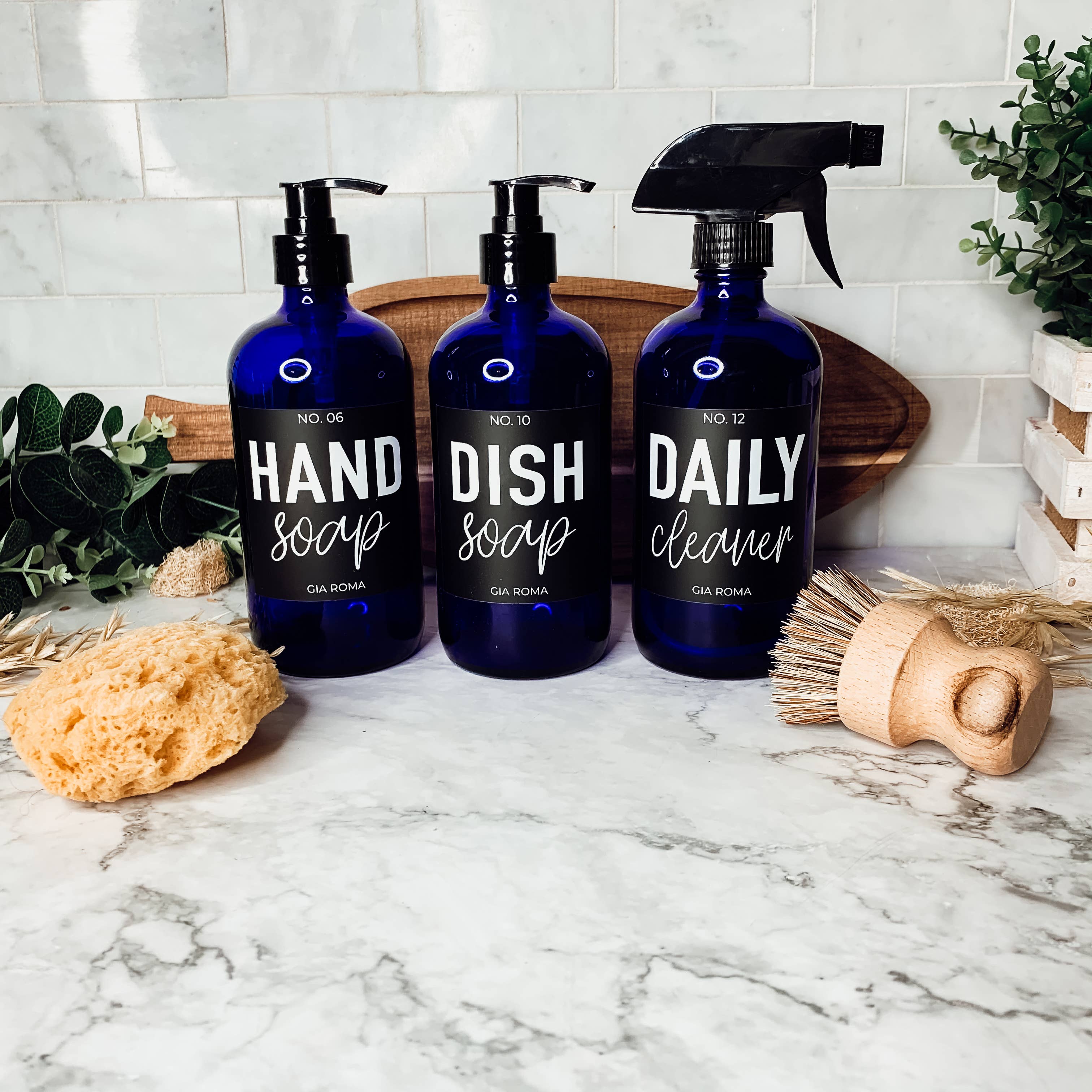 Gia Roma – wholesale Soap dispenser – Refillable Soap Dispensers for Home, 16oz Glass Blue Bottles1