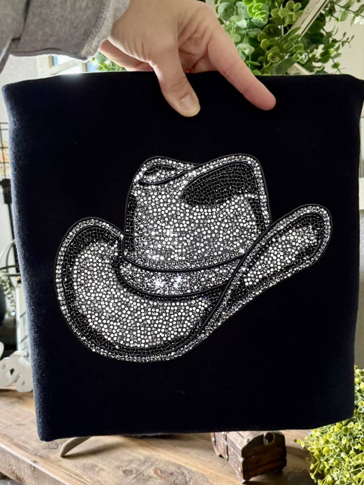 Chapeau de cow-boy en faux strass (T-shirt Gildan DTF) pour la vente par 1/2 Penny Wholesale
