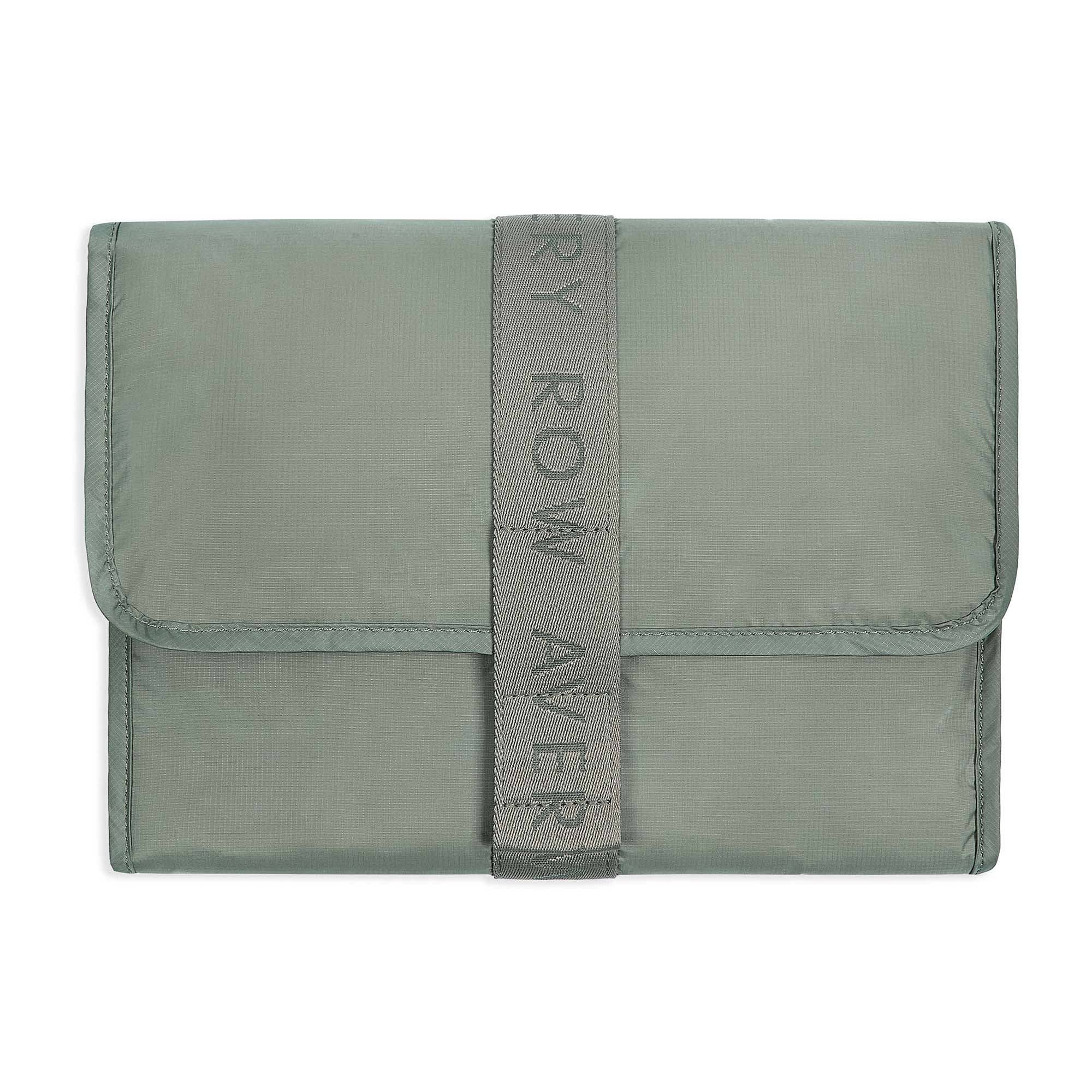 Avery Row – Großhandel Wickelauflage/-unterlage – Baby – Recycelte Nylon-Reise-Wickelunterlage - Oliv4