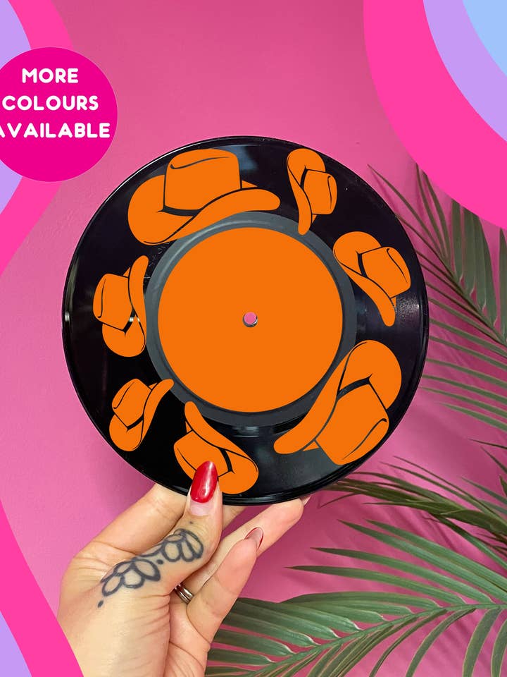 Cowboyhat upcyclet vintage 7" LP vinylplade boligindretning for engroshandel hos Buba Goods