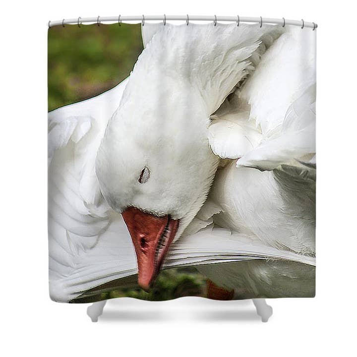 THE GOOSE'S MAKRO-PORTRÄT-DUSCHVORHANG für den Großhandel von sorayadapuzzostore
