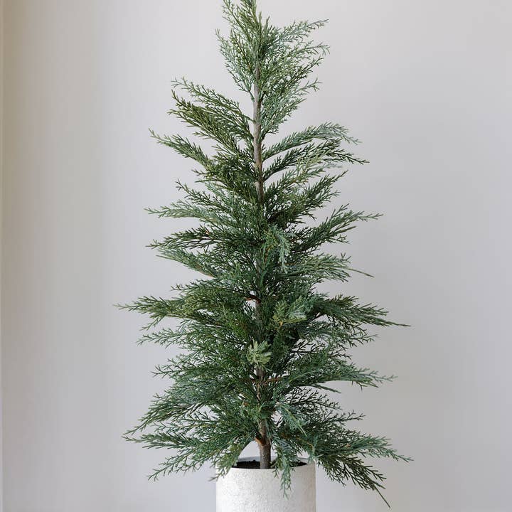 CG Hunter - Wholesale Artificial Plant - Cedar Tree with Cream Pot