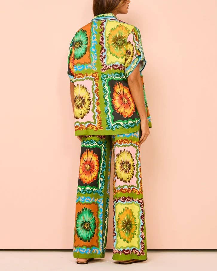 Decor Stylish Holiday Print T-Shirt Loose Tether Pants Set for wholesale on Faire1