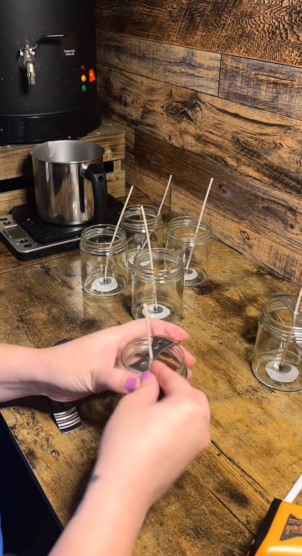 Wanderlust Scents Co. - Wholesale Jar/Filled Candle - Unbranded No Label Summer Scented Soy Candles Amber Jar10