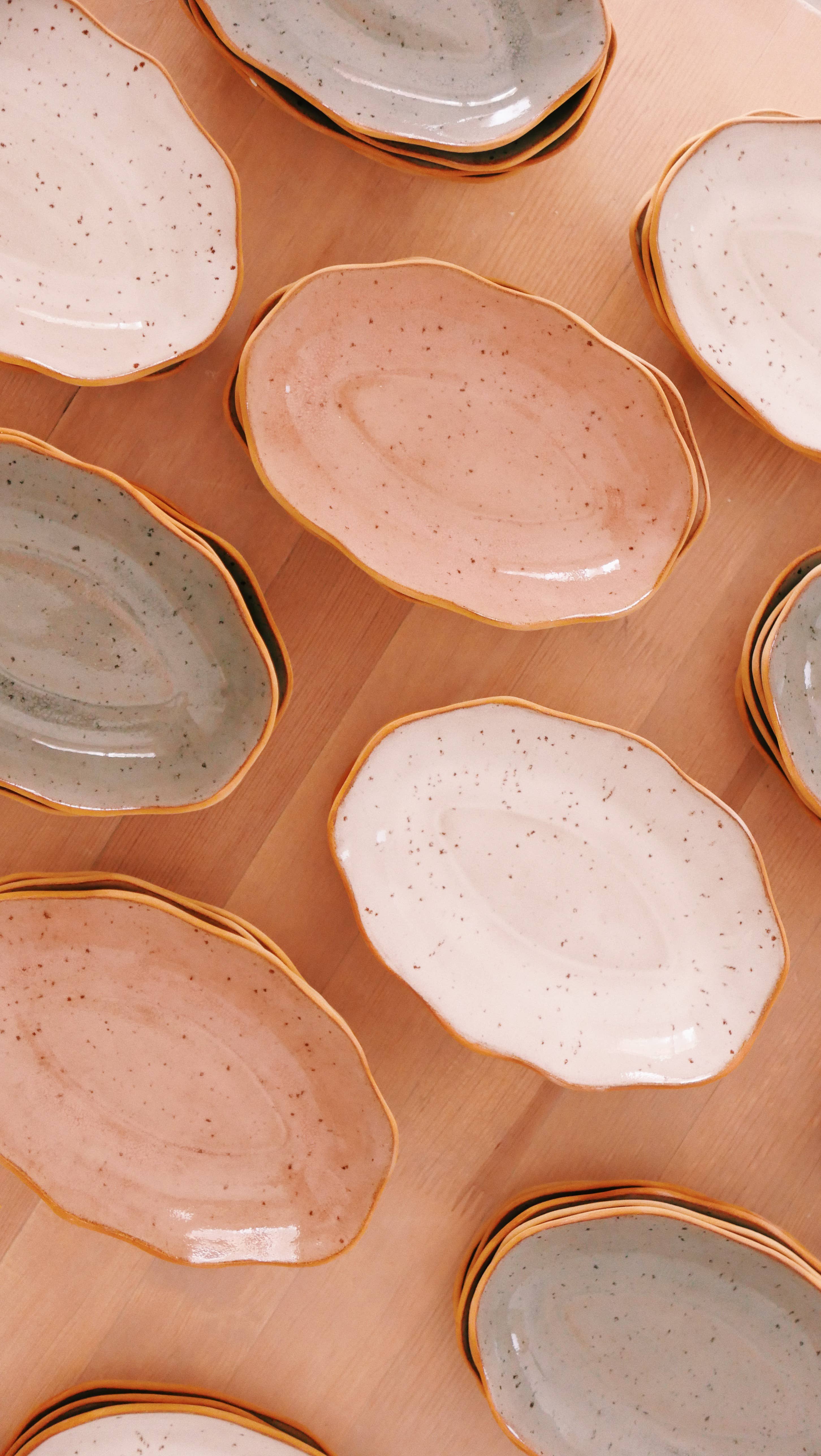 Ohyoko ceramics - Wholesale Serving Tray - Handcrafted stoneware trays for breakfast and snacks18