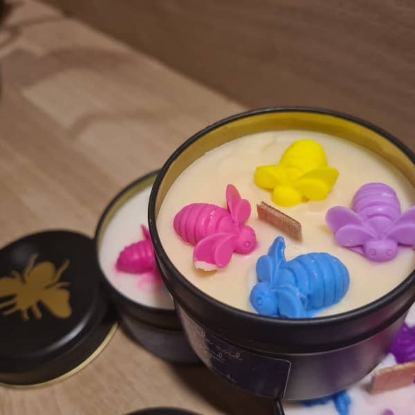 Bougie Woodenwick Bee pour la vente par Sandbhandmade