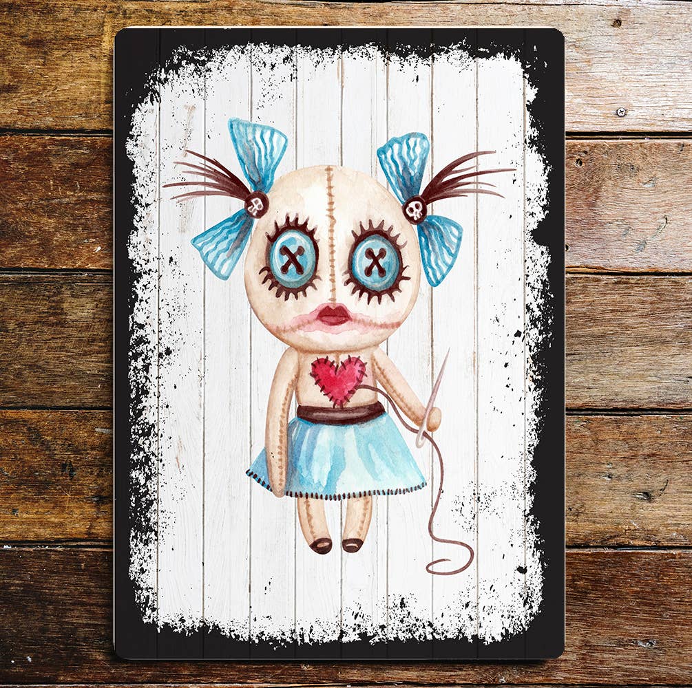 The British Metal Signs Company - Vendita all'ingrosso Cartelli - Targa in metallo con scritta «Voodoo Doll»0