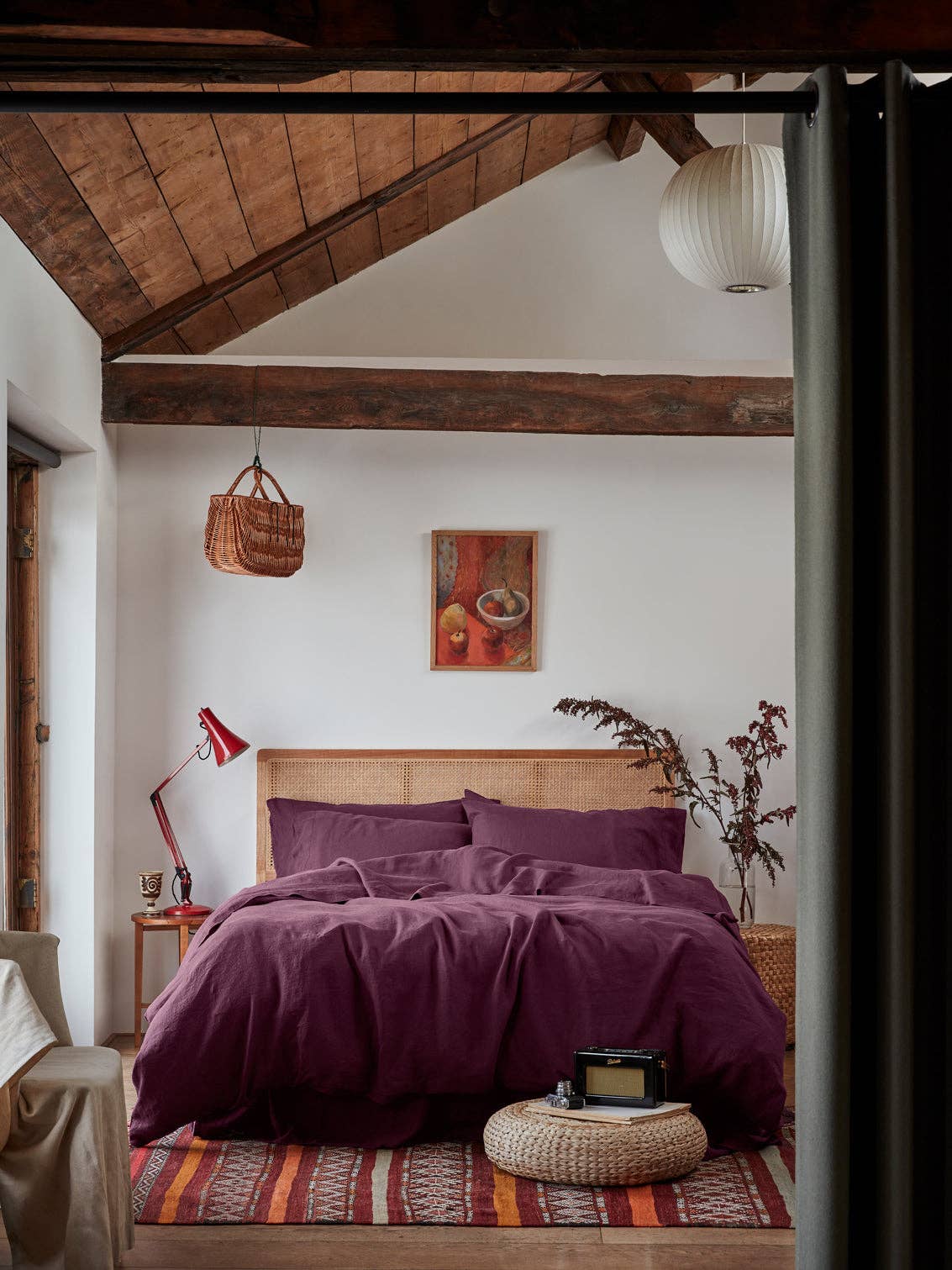 Piglet in Bed USA - Wholesale Duvet Cover - Berry Linen Blend Duvet Cover1