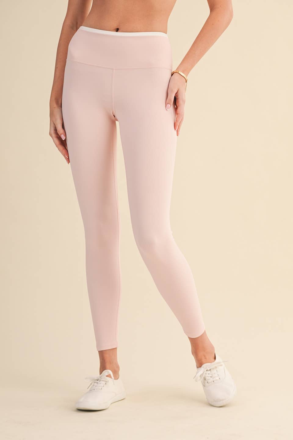 KIMBERLY C – Engroshandel Sports-/loungeleggings – til kvinder – Kontrastbindende leggings40