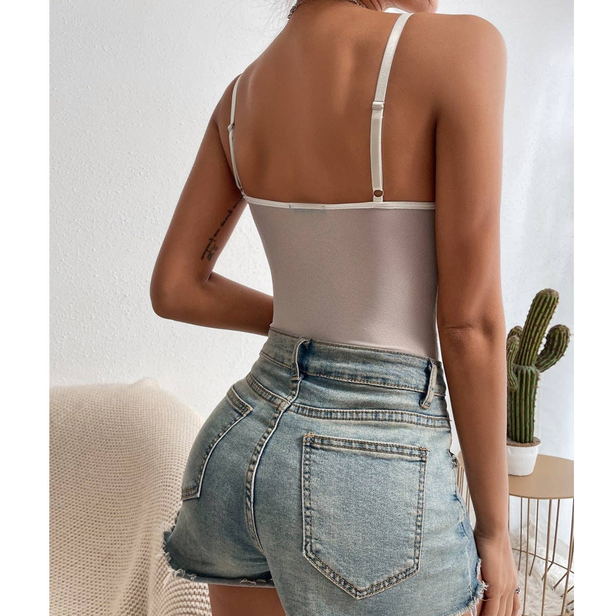 Sweetkama – Engroshandel Bodysuit undertøj - Dame – Bodysuit med blomsterblonder Gennemsigtig Teddy C800320