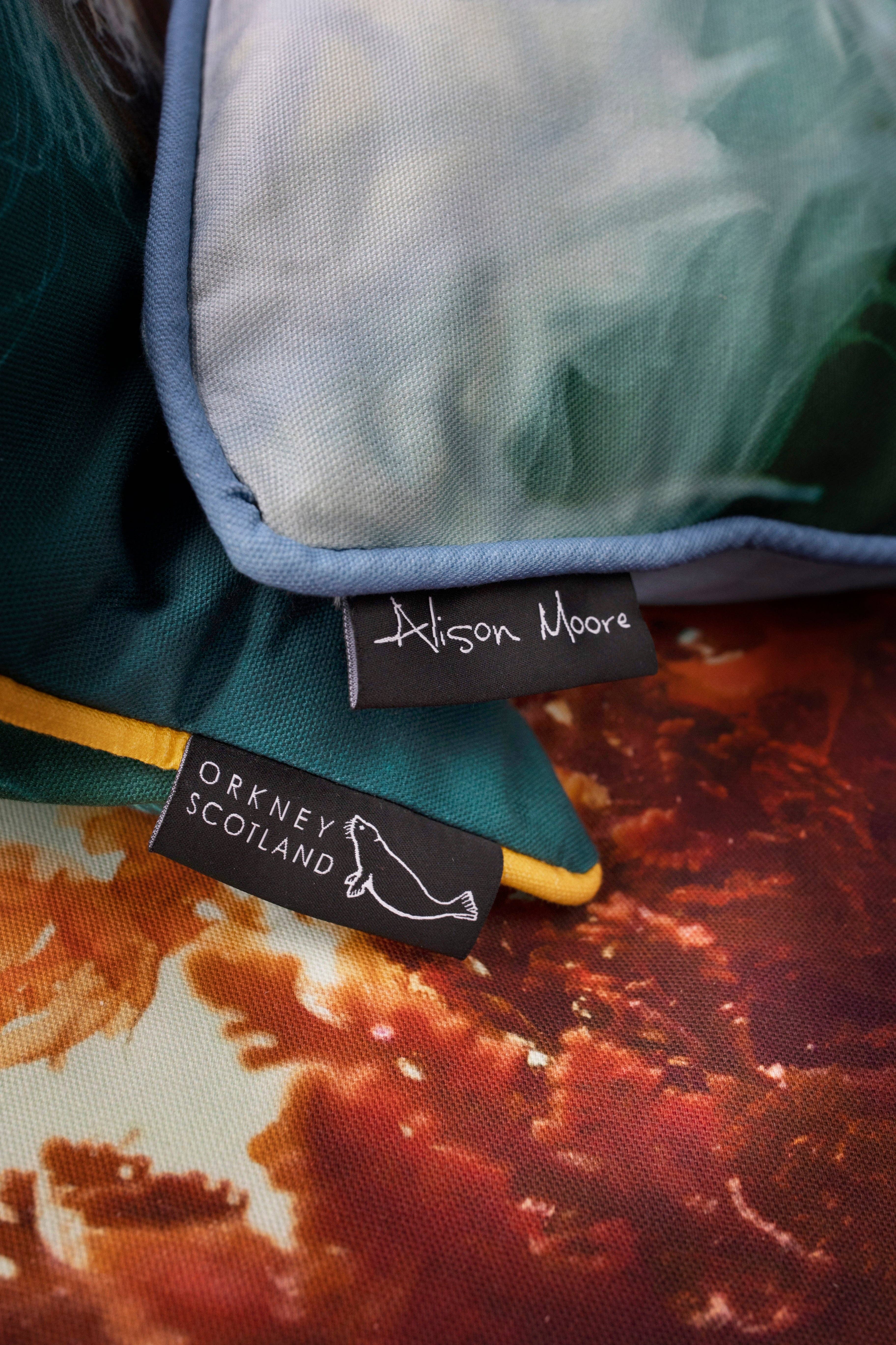 Alison Moore Designs – wholesale Make-up/cosmetic bag – Kelp Magic Makeup Bag1