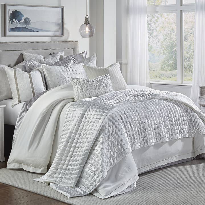 Cloud 9 Design - Wholesale Bedding Set - Prato Ivory Quilt Set
