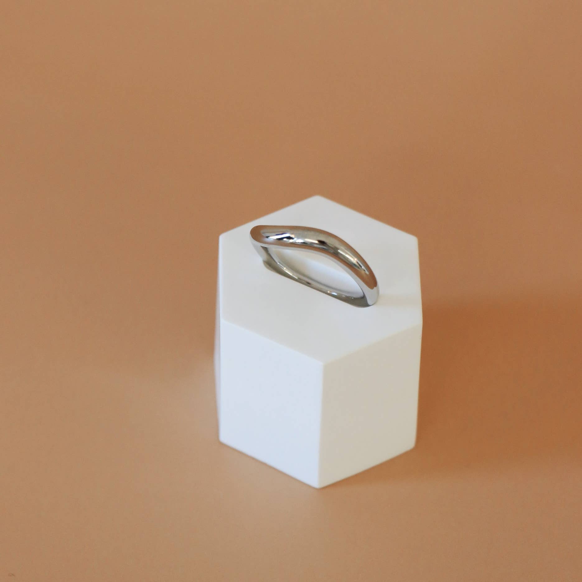 Horace Jewelry - Wholesale Band/Stacked Ring - The Ondo - Silver ring in stainless steel0
