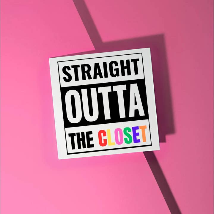 Direto para o Armário - Cartão LGBTQ por atacado de Echo and sprout designs