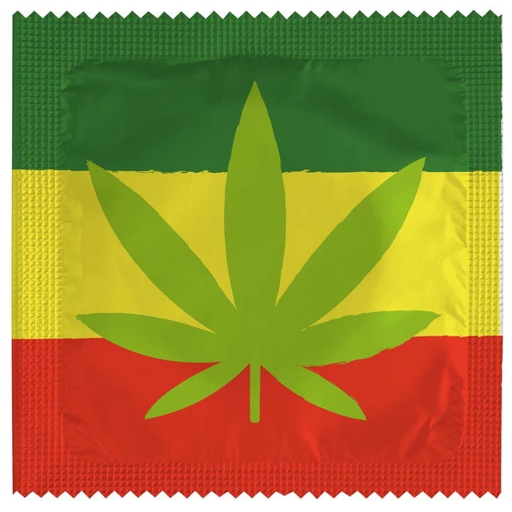CALLVIN - Wholesale Gag Gift/Novelty Gift - Cannabis Leaf Rasta Condom