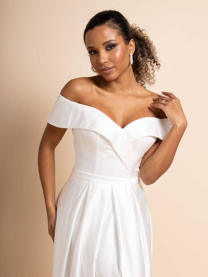 050 IVORY with train for wholesale by Promarried