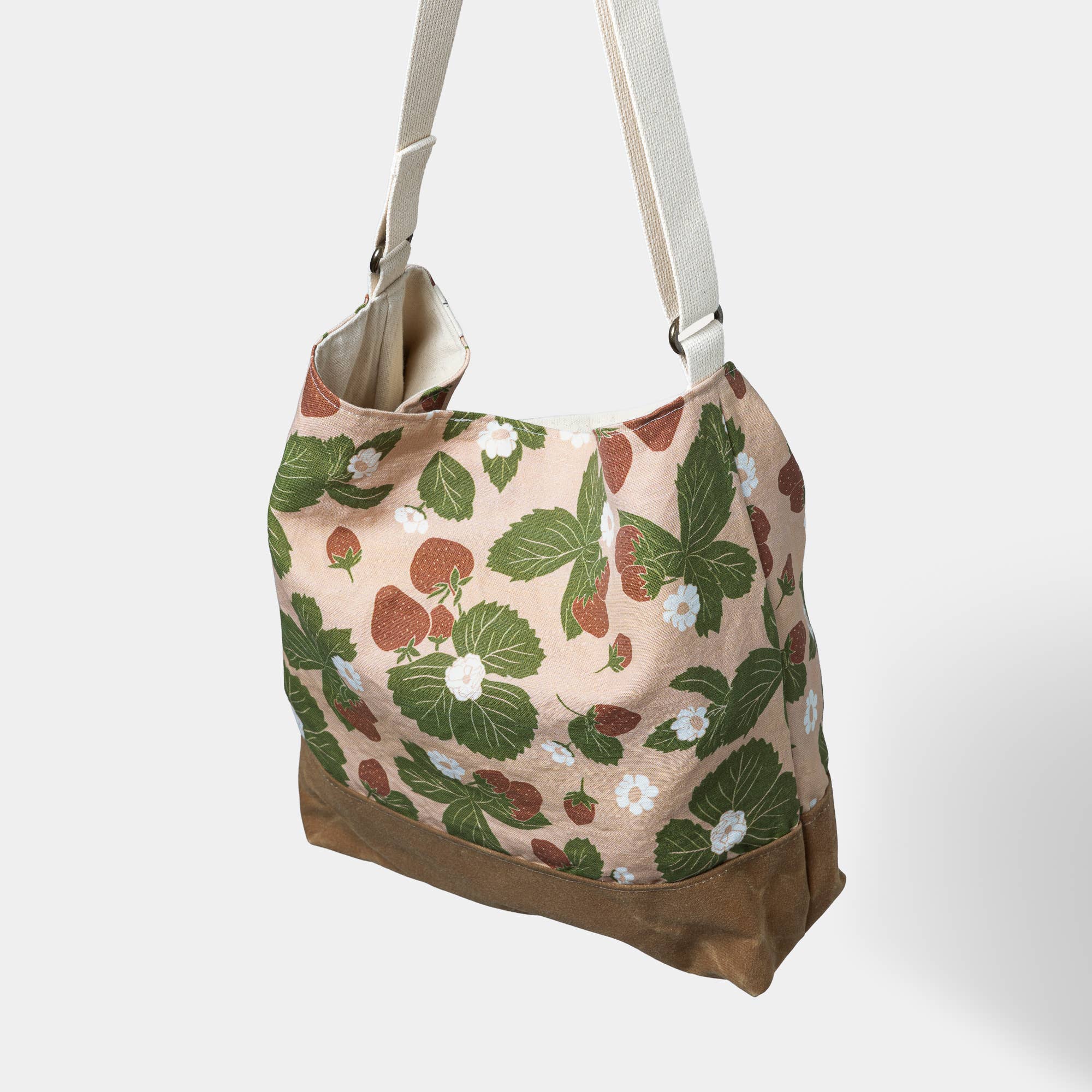 emily ruth prints - Wholesale Crossbody Bag - Women's - Large Cross-body bag18