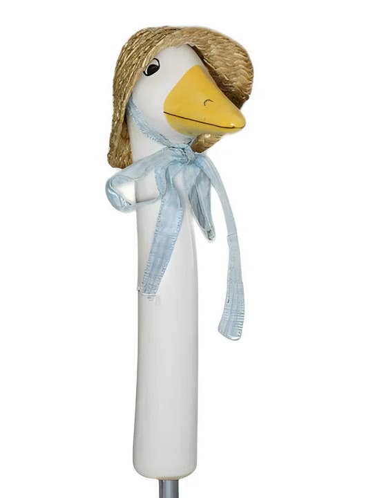 Goose with Straw Hat | 10/Case for wholesale by Goose & Company