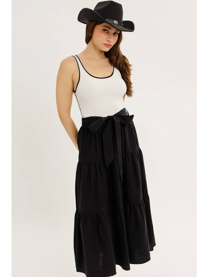 idem ditto – Engroshandel Kjole - Dame – MIDI-KJOLE MED BÆLTE OG FLÆSEDETALJER I BLANDET MEDIE OG SWEATERMATERIALE17