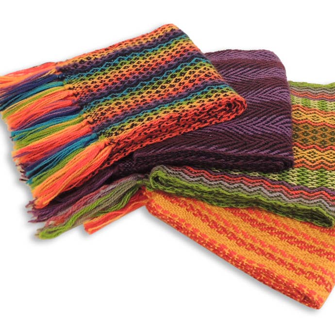 Sanyork Fair Trade - Wholesale Scarf - Women's - Juliaca Woven Alpaca Geometric Patterns Scarf w/ Fringe Peru0