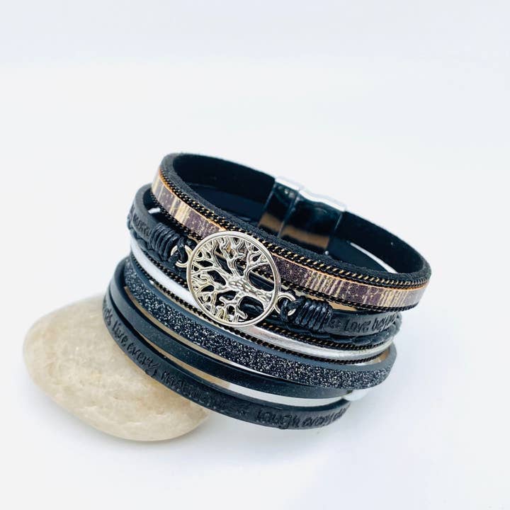Mio Queena – wholesale Manschettarmband – Tree of Life Flerskikts läderarmband | Magnetiskt spänne