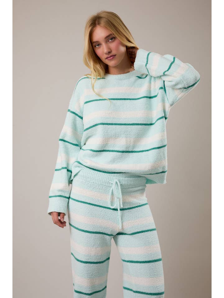 LE LIS - Vente Ensemble de vêtements d'intérieur – femme - Haut en tricot à rayures à manches longues avec pantalon en tricot à jambes larges4