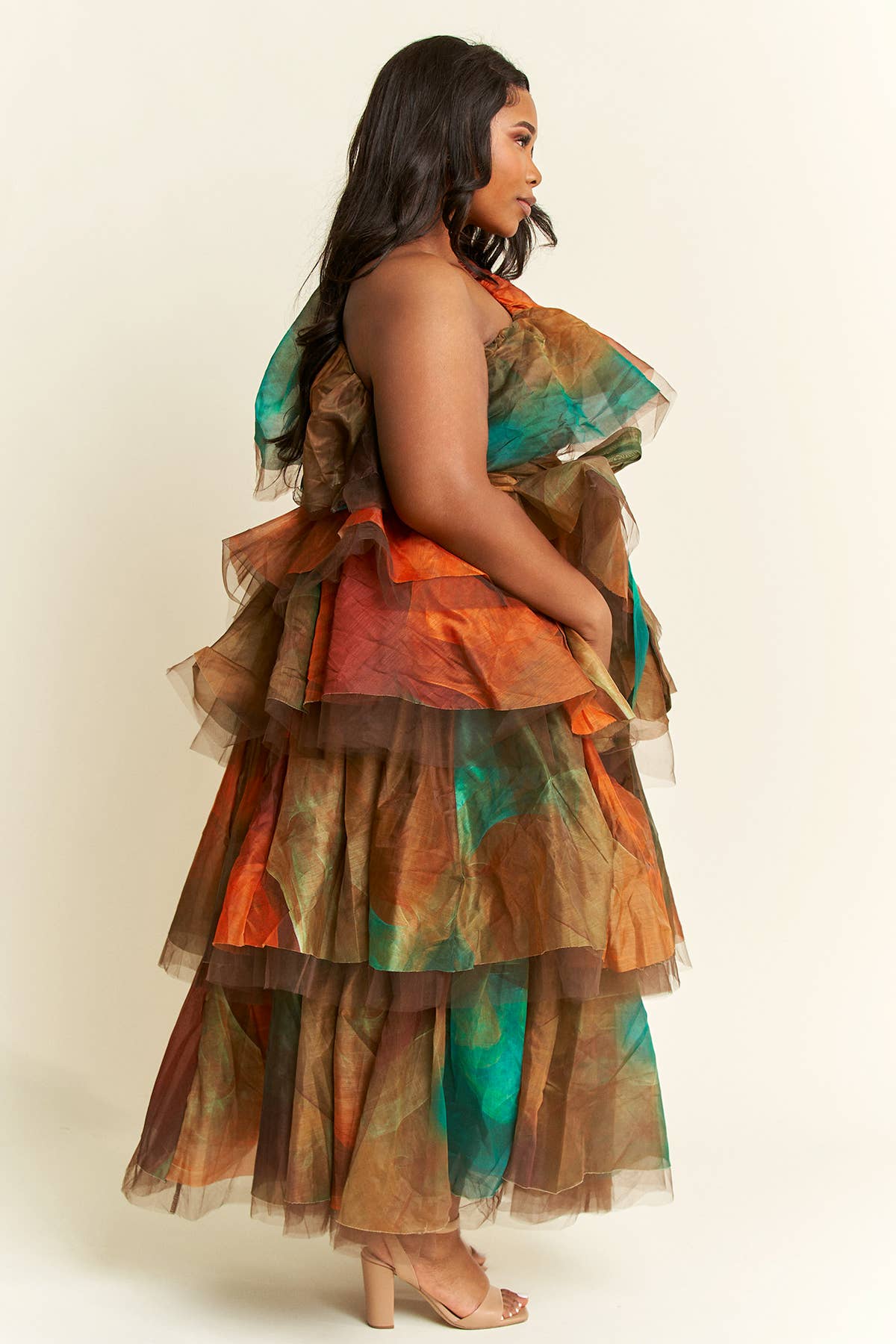 Namatt Design - Wholesale Top & Skirt Set - Women's - Plus One-Shoulder Ruffle Top & Maxi Ruffle Skirt Set5