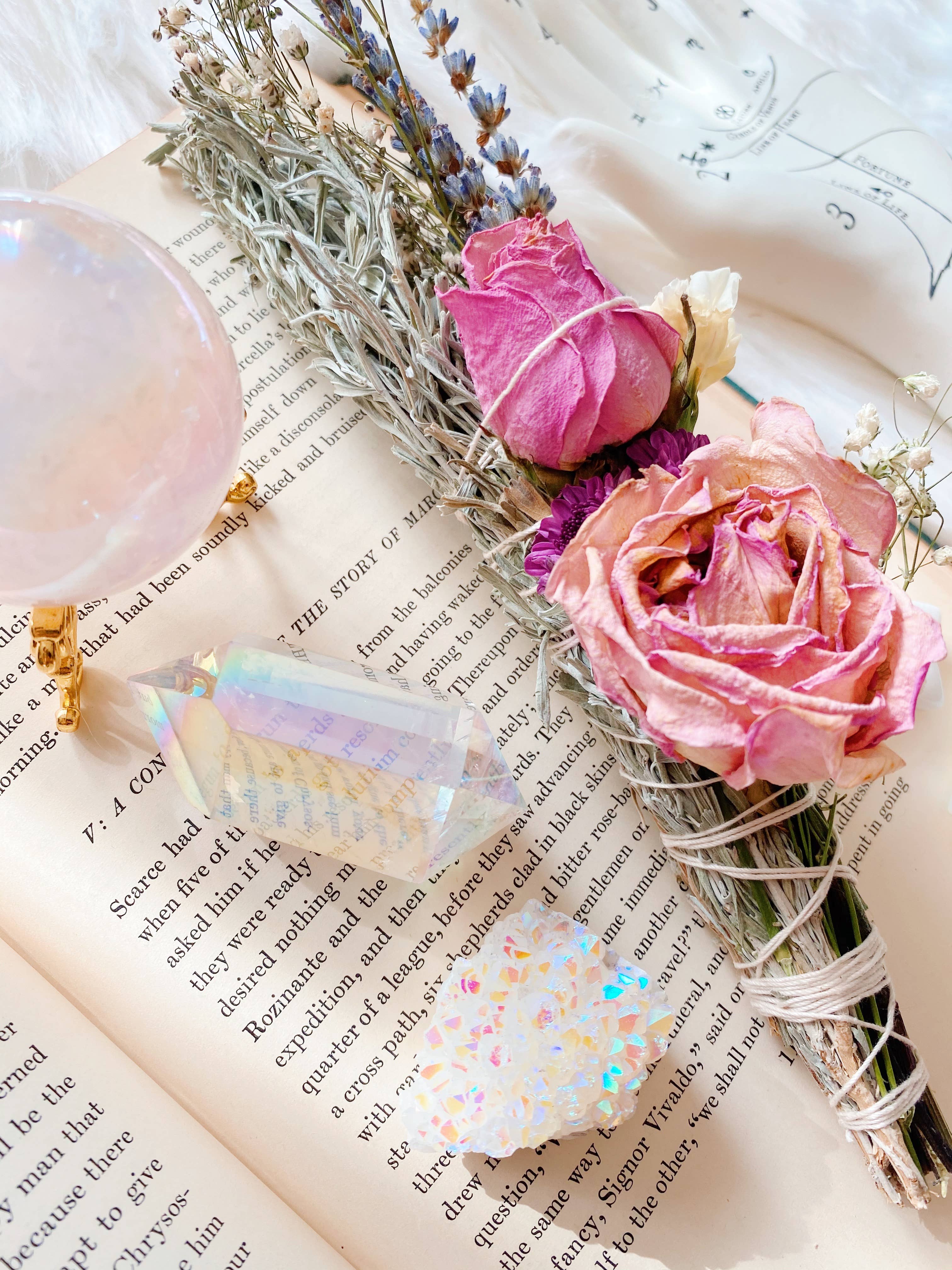 The 12th Moon - Wholesale Sage Bundle - SACRED HEALING Blue/Prairie Sage Bundle - Floral Smudge5