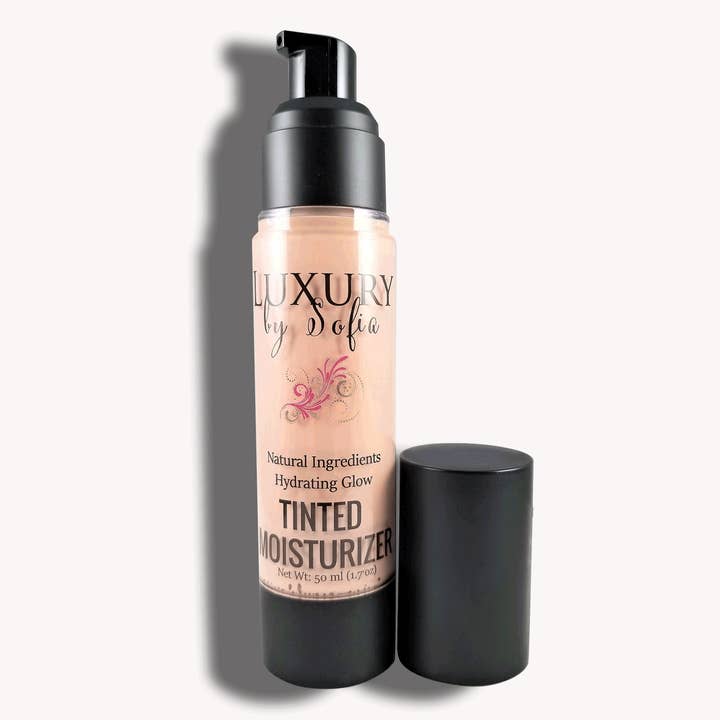 Organic Tinted Moisturizer for wholesale by Luxury by Sofia