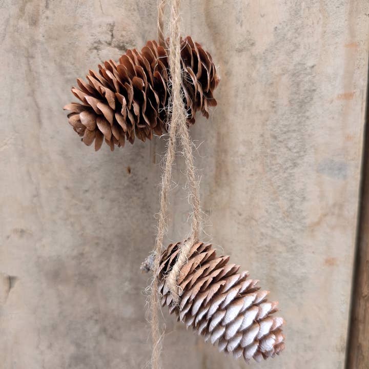 A.T. Imports - Wholesale Ornament Set - Small Pinecone Garland1