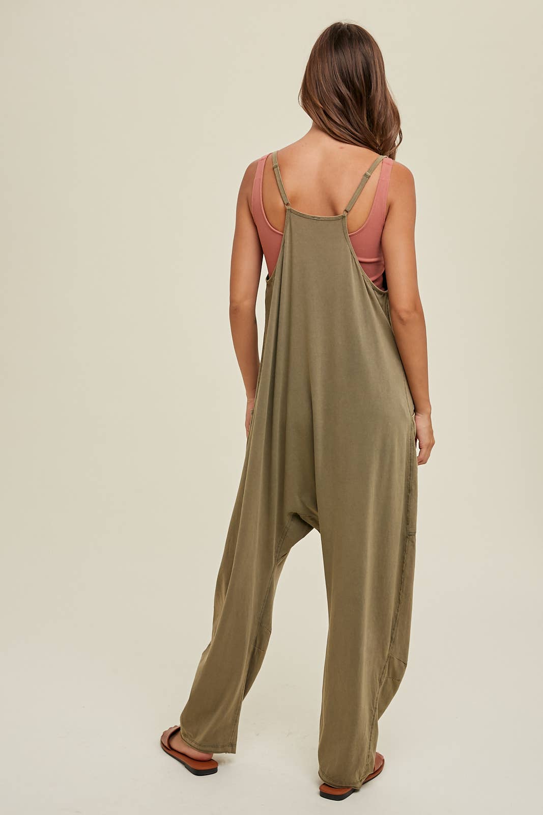 Wishlist Apparel – Engroshandel Jumpsuit - Dame – BEKLÆDNINGSGENSTAND VASKET OVERSIZE STRIKKET JUMPSUIT/WL24-85002