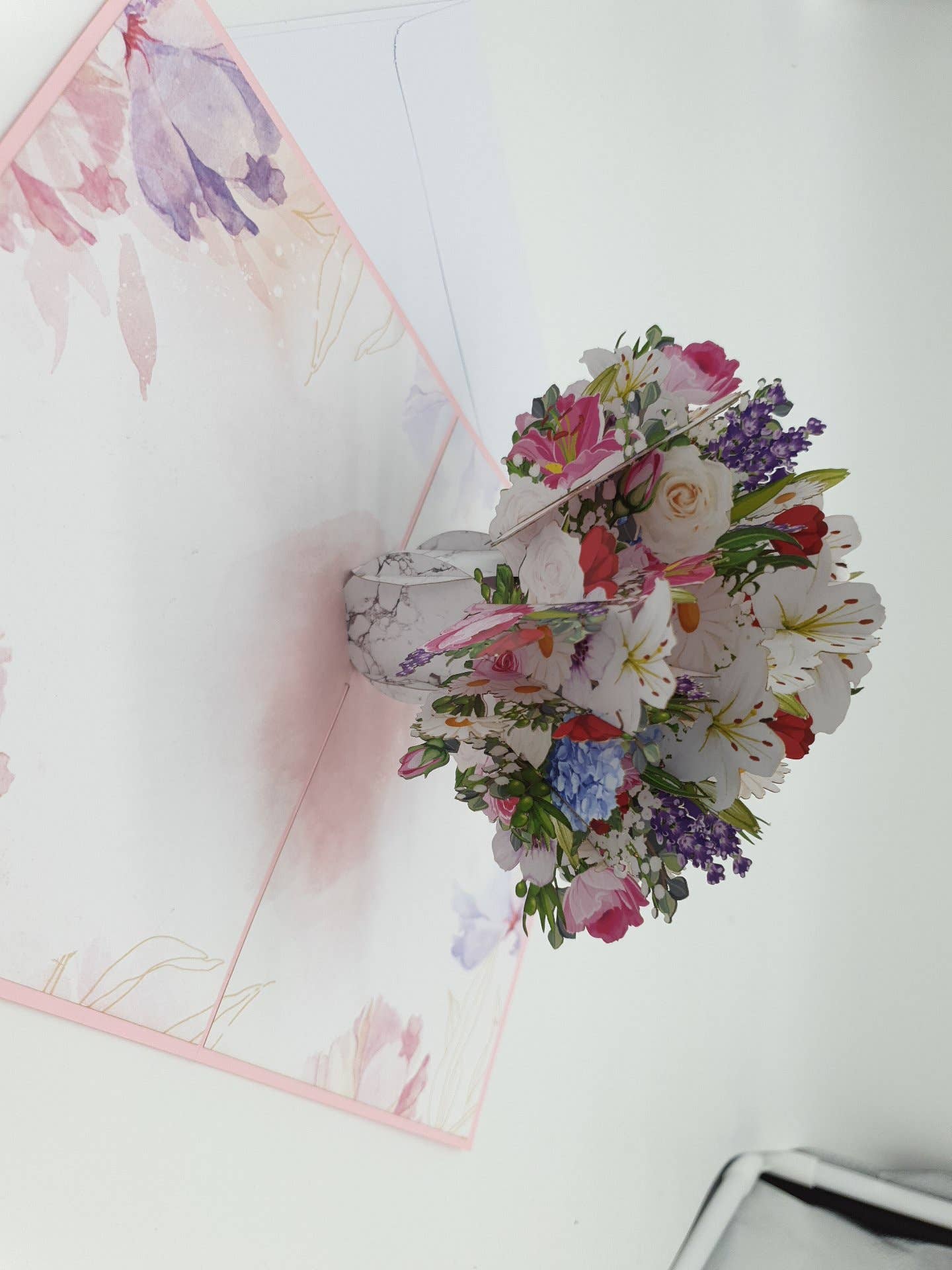 Papier Paradies – Engroshandel Hverdagshilsen kort – 3D-pop-upkort med farverig blomsterbuket2