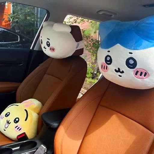 K_Wonderland - Wholesale Car Decorative Charm - Unisex - Chiikawa Neck Plush Cushion - Deco, Office, Car Cushion