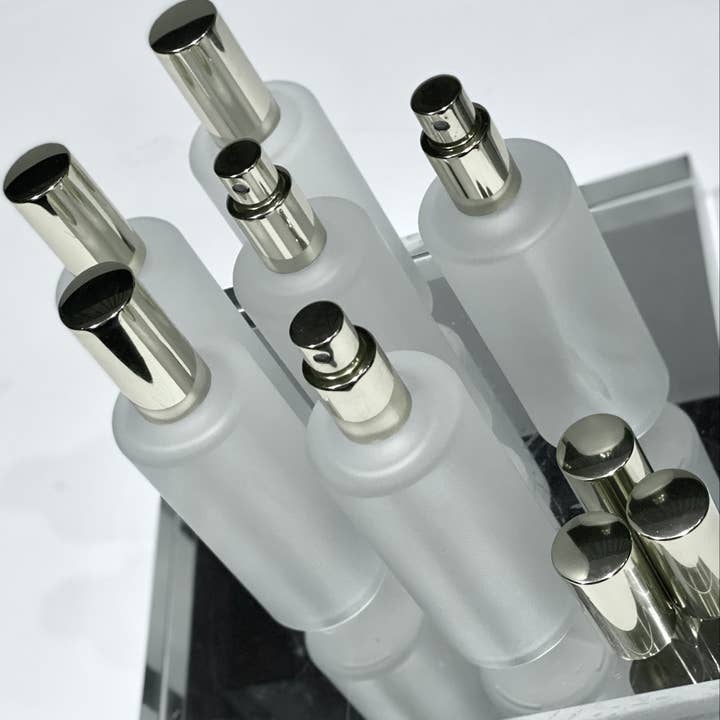 Atelier 880 - Wholesale Face & Body Mist/Water - Body Mist Spray | Silver Top | Custom Scents Private Label