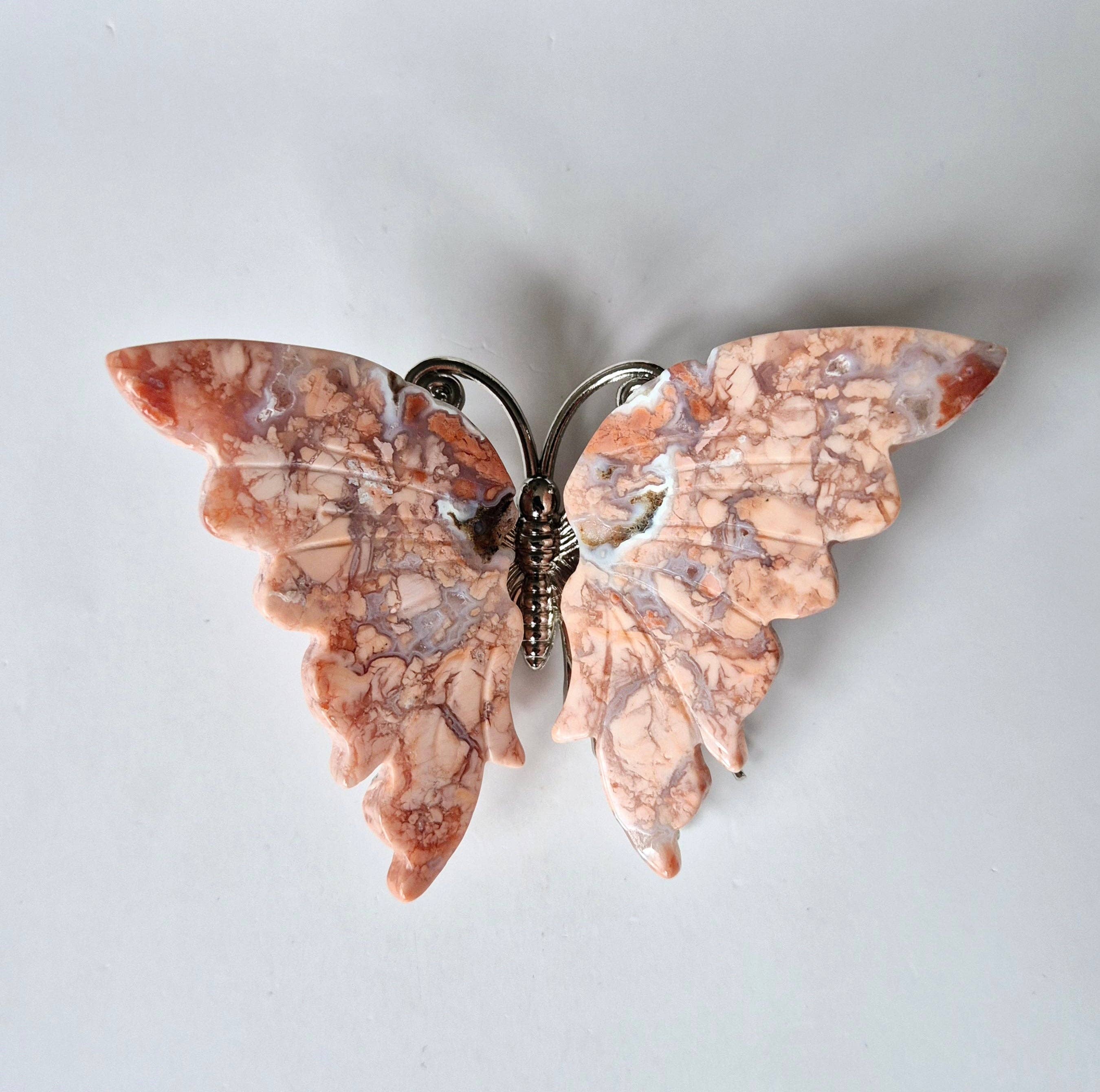 Moonlight Gemstones - Wholesale Spiritual Stone/Crystal - Petal Agate Agate Butterfly Crystal Carving Gemstone butterfly with metal body 10cm0