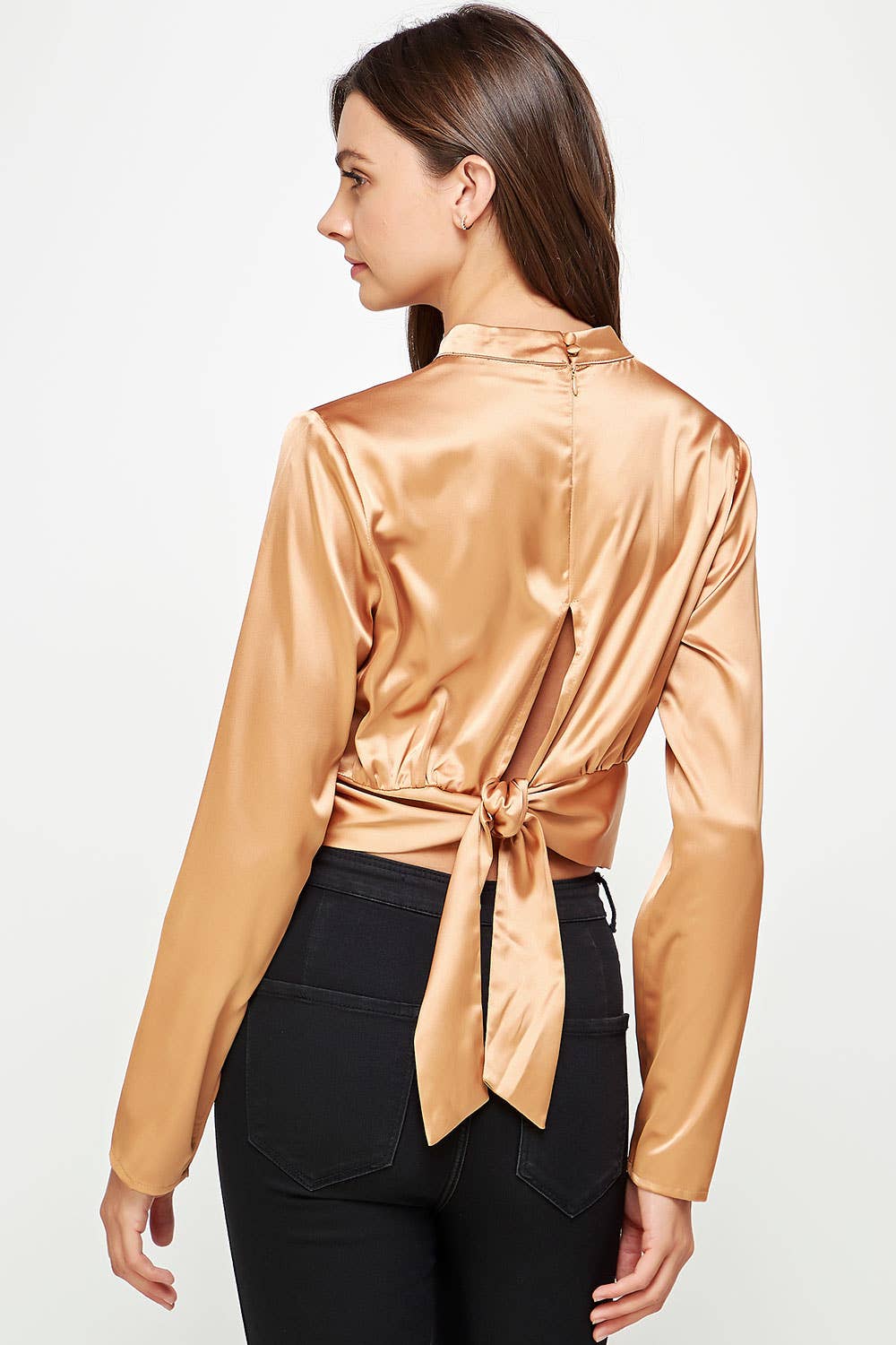 Strut & Bolt – wholesale Blouse – Women’s – Back Bow Tie Satin Blouse17