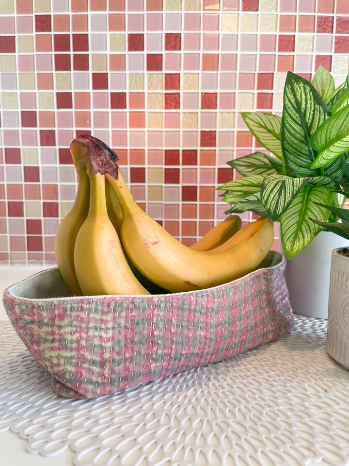 Panier à pain Kantha vintage | Petit pour la vente par Asha Project