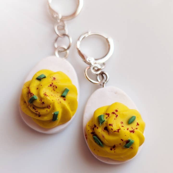 Luxe Trauma – wholesale Huggie earrings – Deviled egg earrings kitsch funny season eggs huggies
